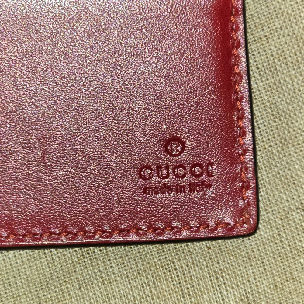 Gucci Red Guccissima Embossed Web Wallet - Picture 7 of 7